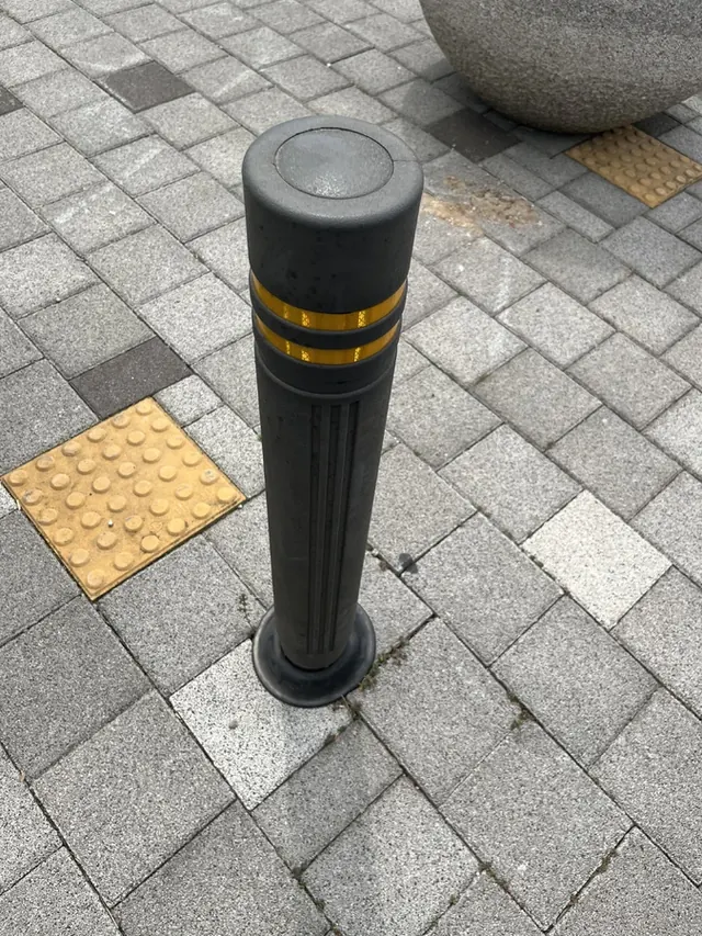 볼라드설치 현장 사진